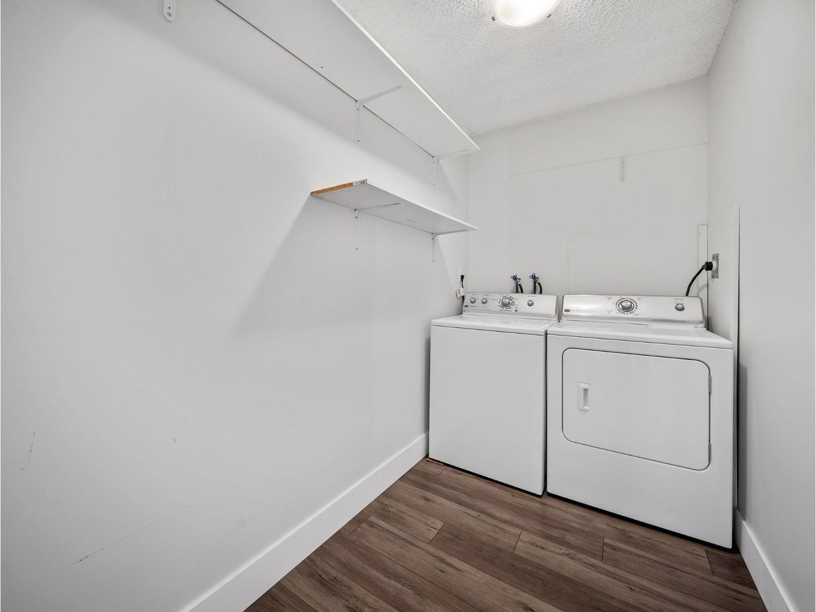318 1561 VIDAL STREET, White Rock