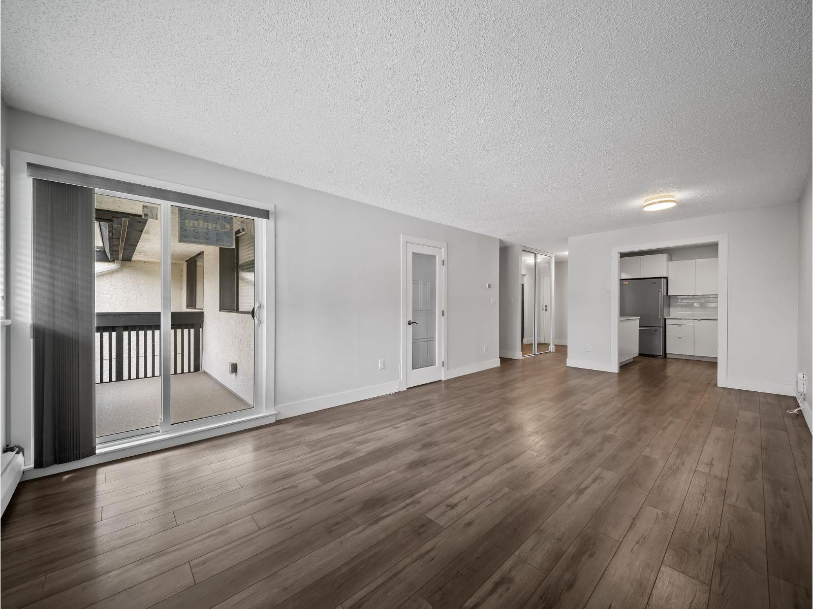 318 1561 VIDAL STREET, White Rock