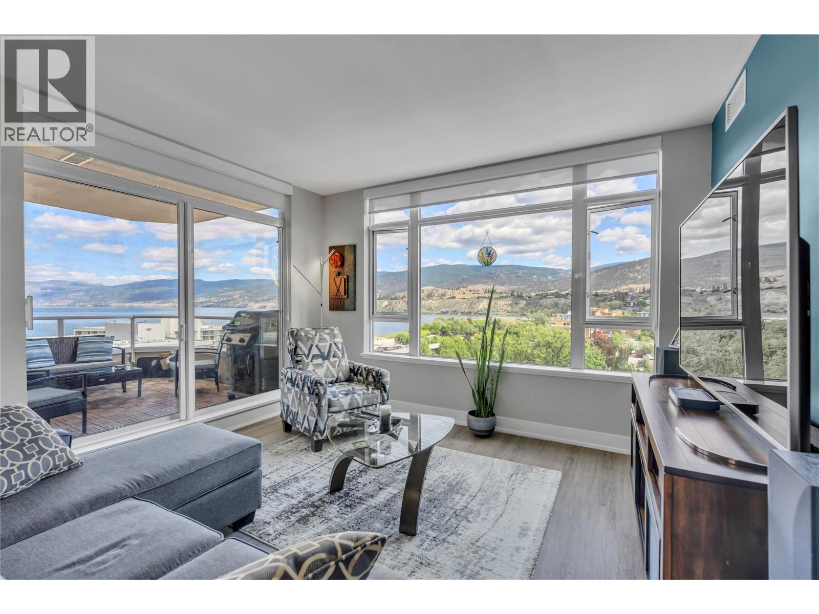 #1103 75 Martin Street - 11