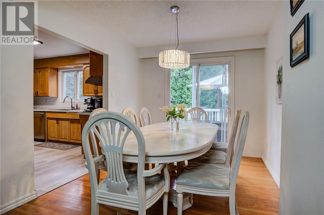 697 Camelot Drive - 13