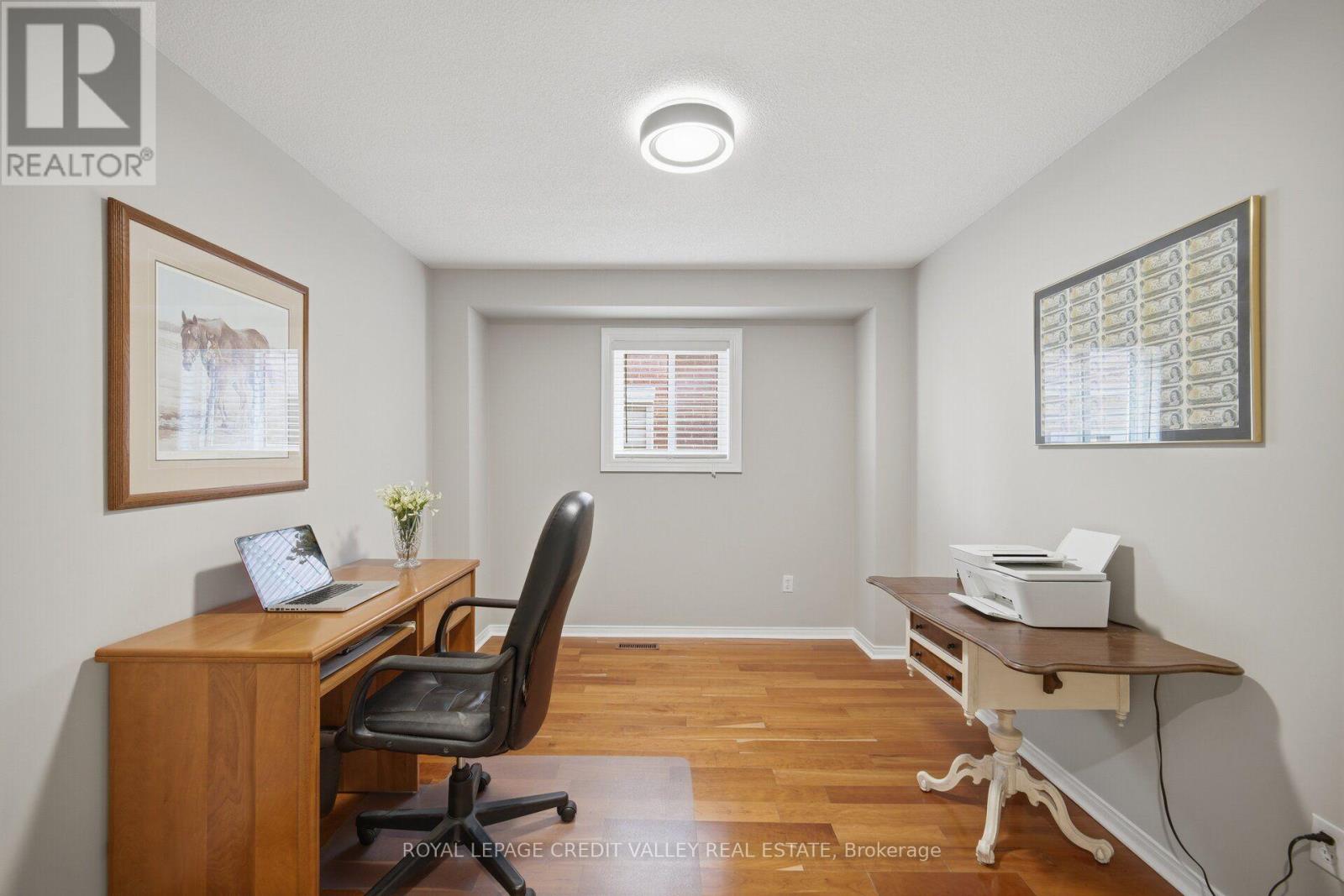 8 LIVINGSTON DRIVE - Image 14