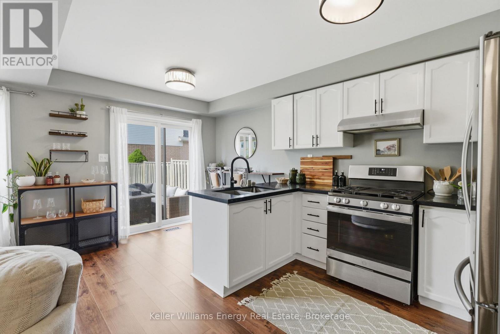 42 CECIL FOUND CRESCENT, Clarington (Courtice) — photo 4