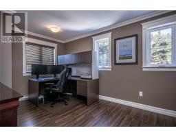 84 Farm Road thumbnail 11
