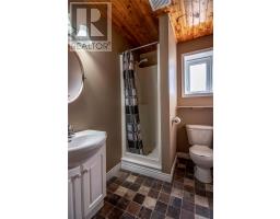 84 Farm Road thumbnail 25