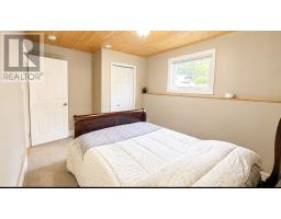 84 Farm Road thumbnail 26