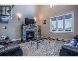 84 Farm Road thumbnail 4