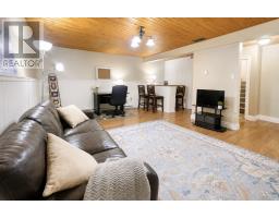 84 Farm Road thumbnail 28