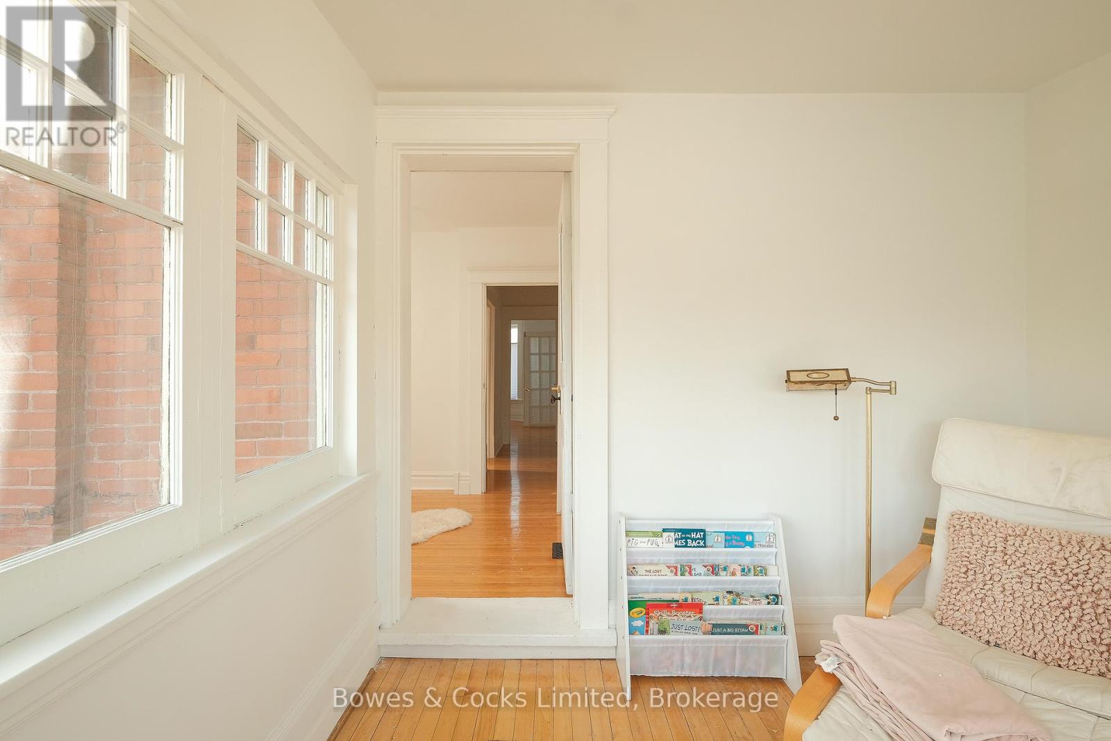 599 GILMOUR STREET - Image 25