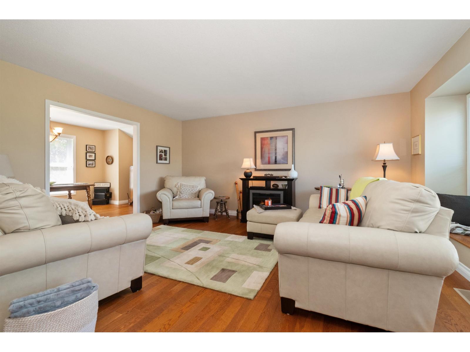 46054 BRITTON AVENUE, Sardis East Vedder, Chilliwack — photo 3