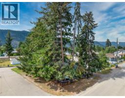 1050 Hillside Avenue, Chase, BC V0E1M0 Photo 52