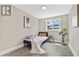 38a Forester Crescent, Ottawa, ON K2H8Y2 Photo 13