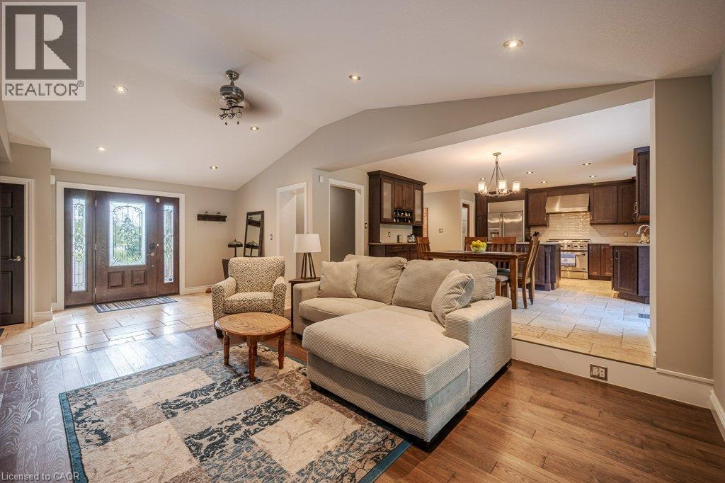 1376 CEDAR CREEK Road - Image 4