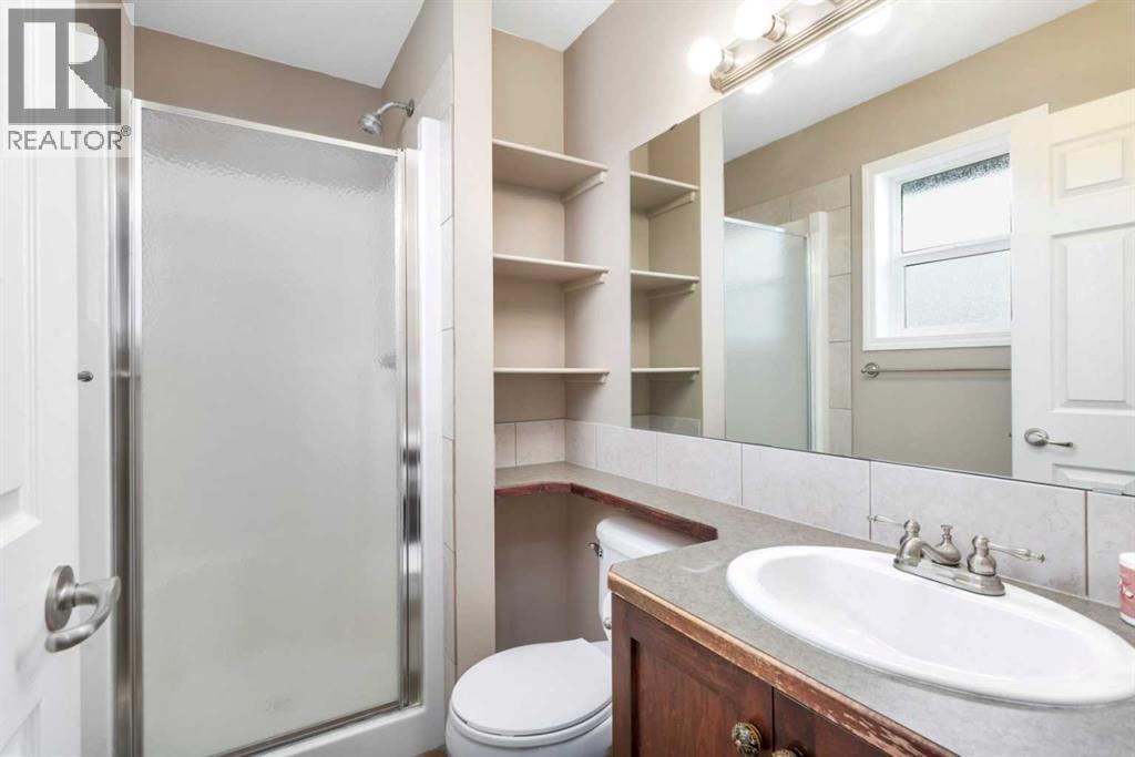 Listing photo – 8 Hansen Close, Sylvan Lake
