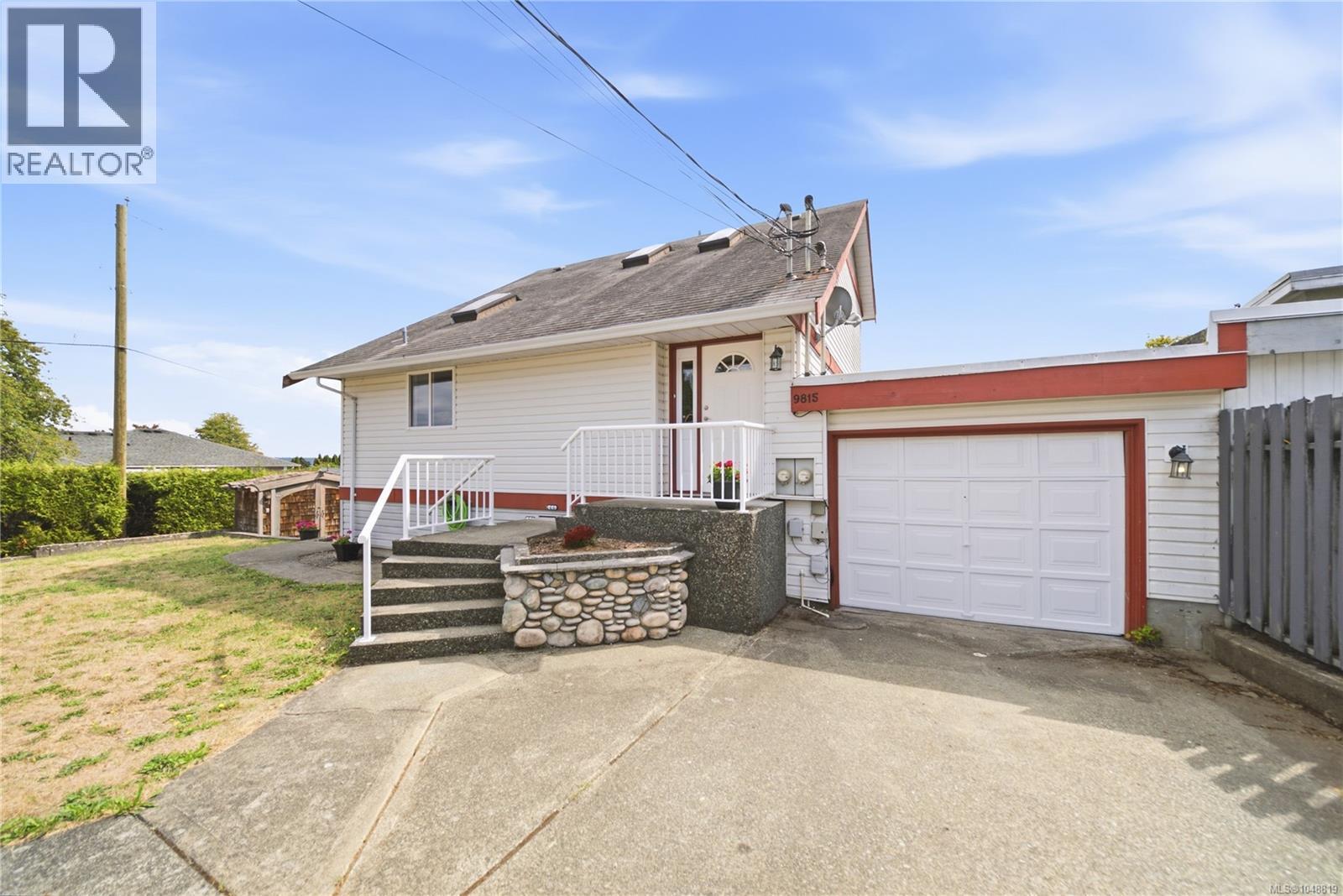 9815 Cedar St - 2