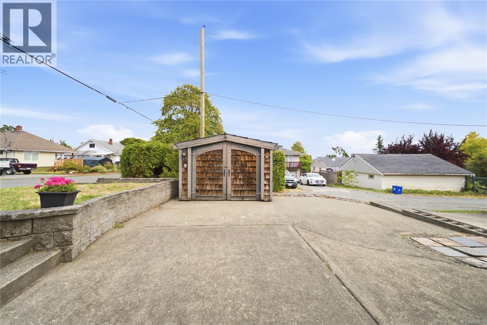 9815 Cedar St - Image 49