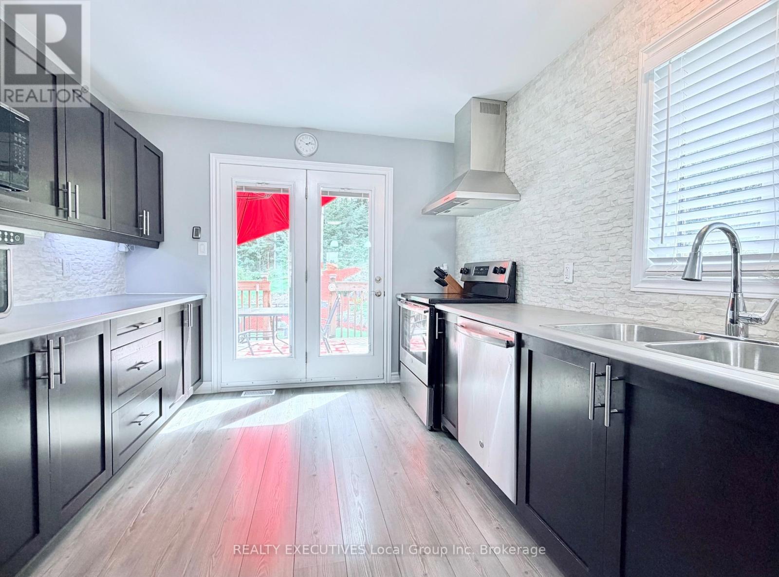 30 OSPREY CRESCENT - 10