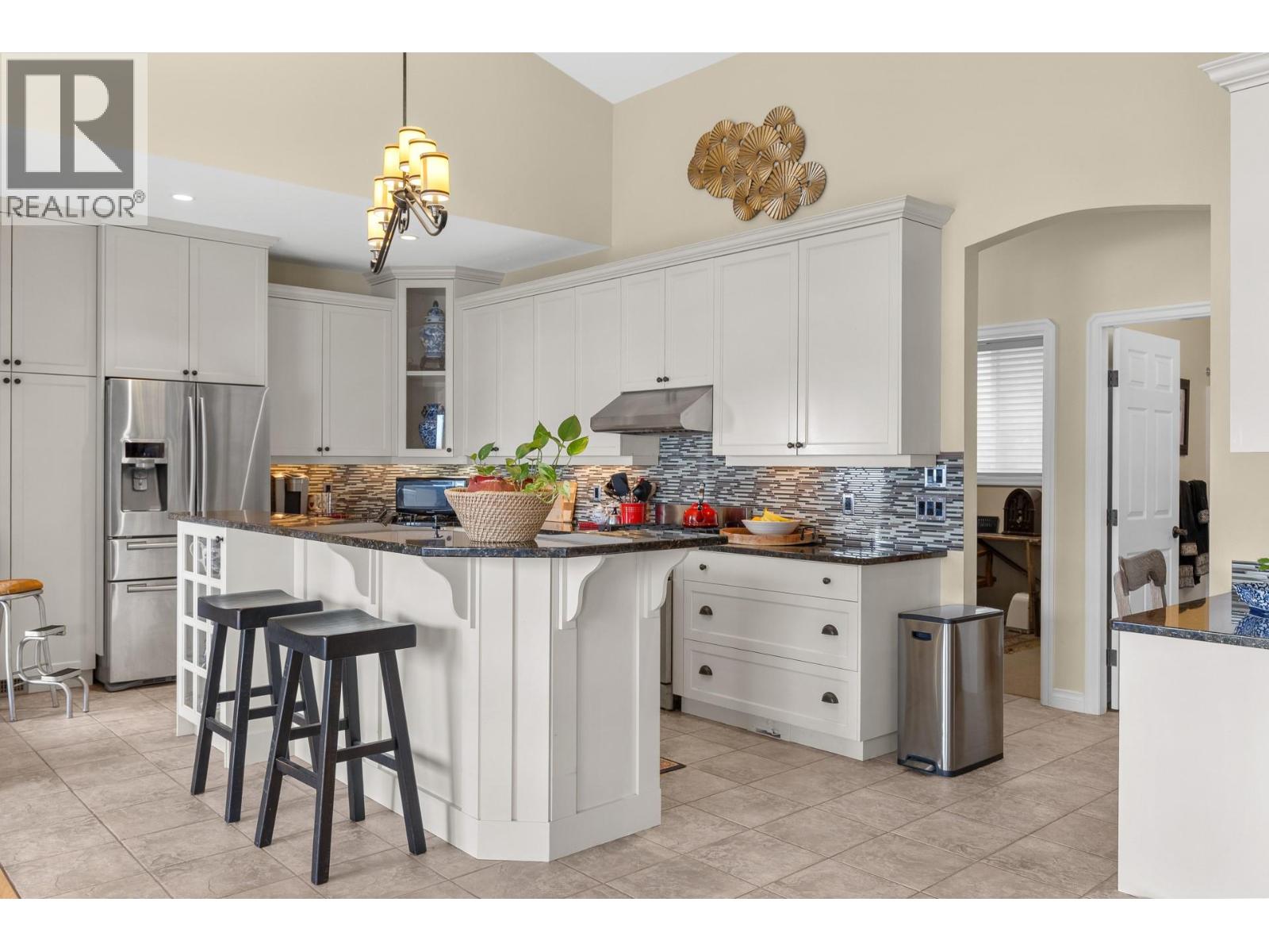 6447 Renfrew Road - 11
