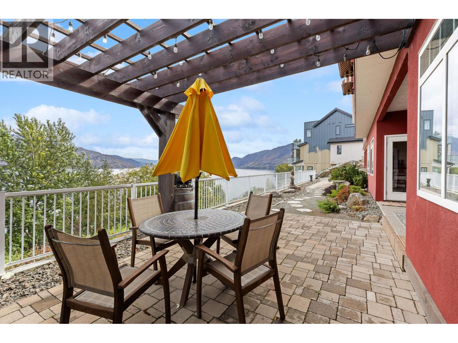 6447 Renfrew Road - 56