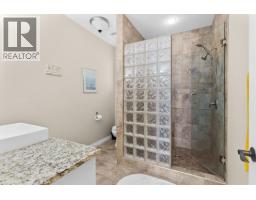 6447 Renfrew Road, Peachland, BC V0H1X7 Photo 28