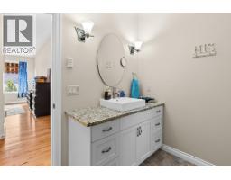 6447 Renfrew Road, Peachland, BC V0H1X7 Photo 29