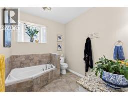 6447 Renfrew Road, Peachland, BC V0H1X7 Photo 30
