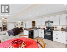 6447 Renfrew Road, Peachland, BC V0H1X7 Photo 42