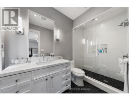 130 B Farnham Avenue, Toronto, ON M4V1H4 Photo 33