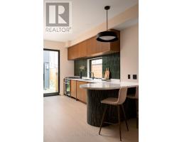 71 Robert Street, Toronto, ON M5S2K4 Photo 10