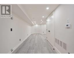 71 Robert Street, Toronto, ON M5S2K4 Photo 29
