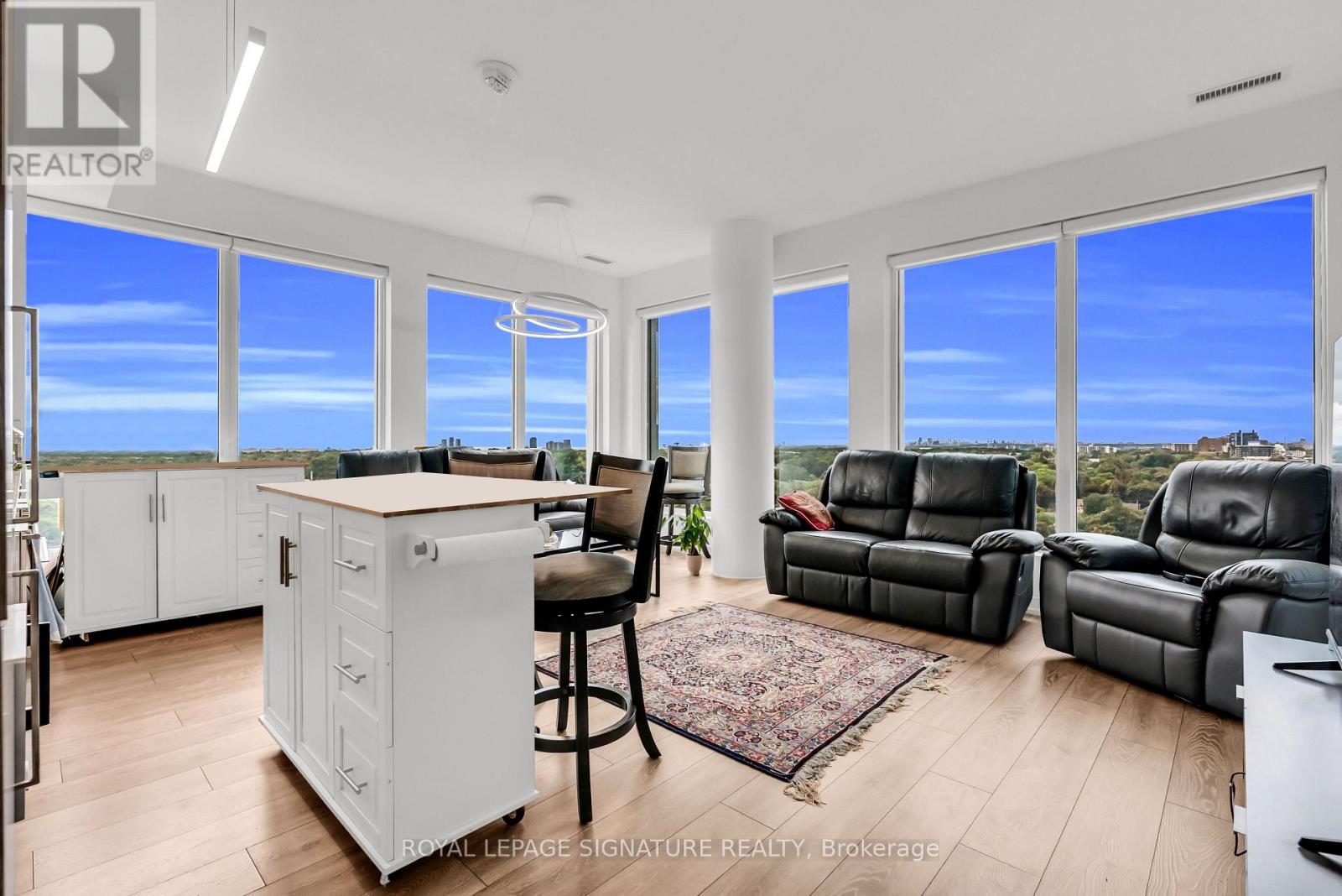 #1121 2020 BATHURST STREET - 7