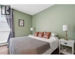 305, 532 5 Avenue NE - photo 13