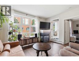 305, 532 5 Avenue NE - photo 9