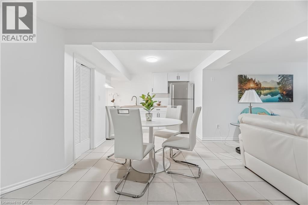 3332 TESTIMONY Square - Image 35