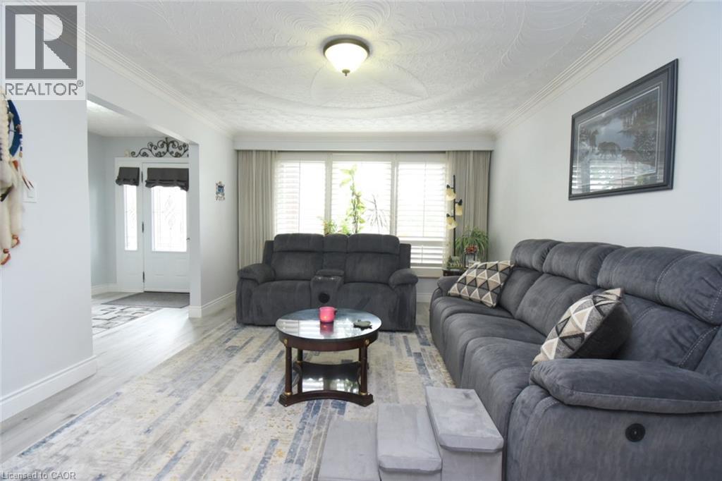 104 GLEN CANNON Drive - Image 10