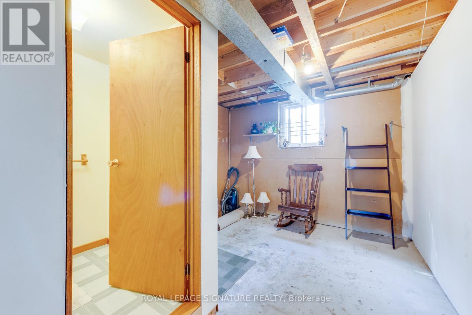 236 JOHN TABOR TRAIL - Image 38