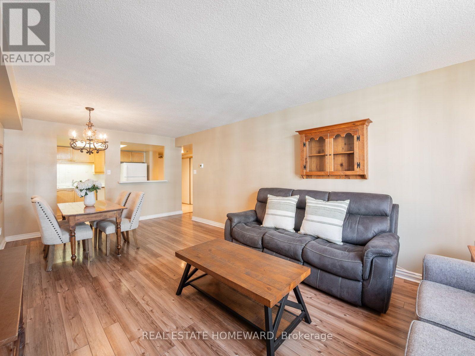 #624 1091 KINGSTON ROAD - 9