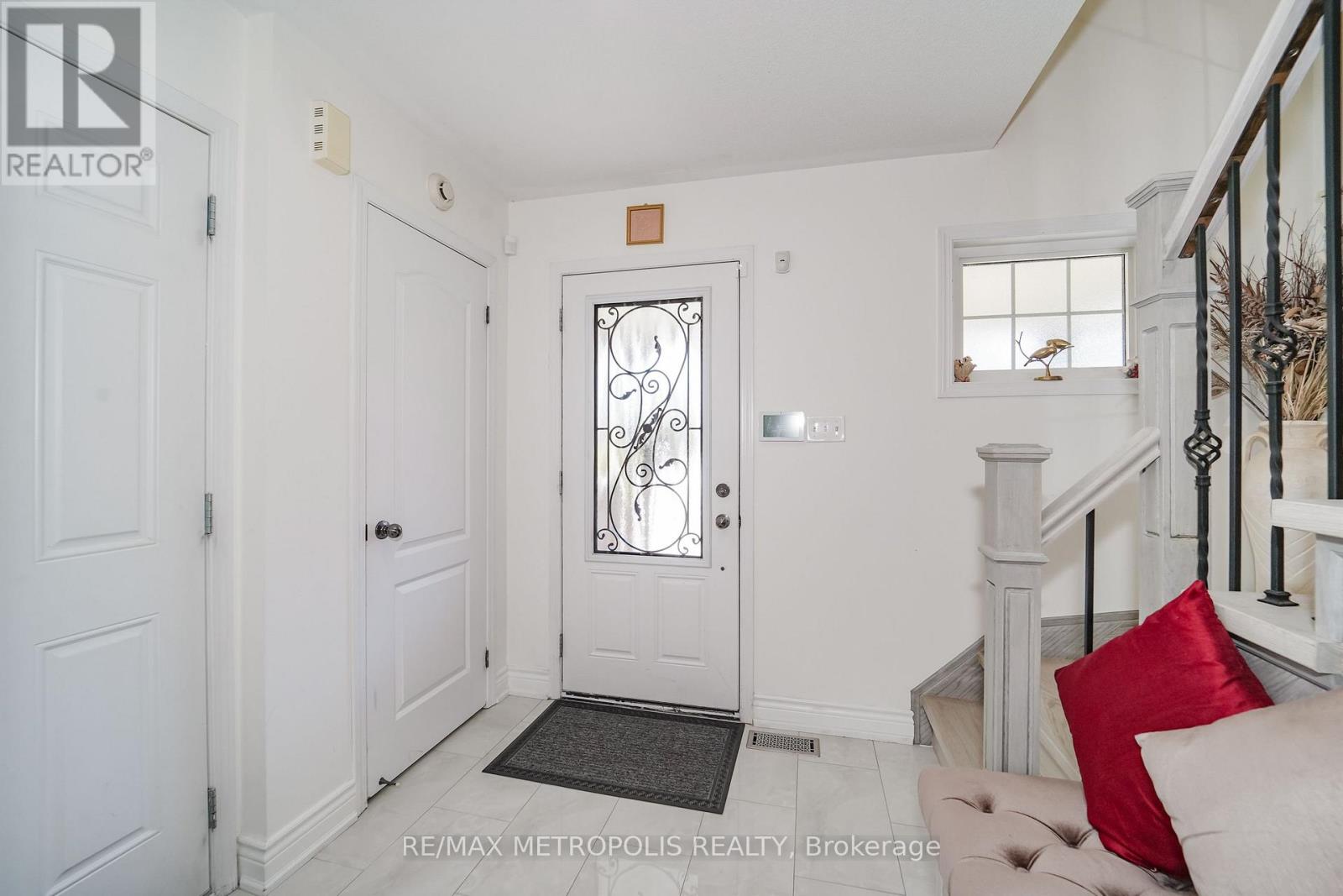 14 RICHARD DAVIES CRESCENT - Image 19