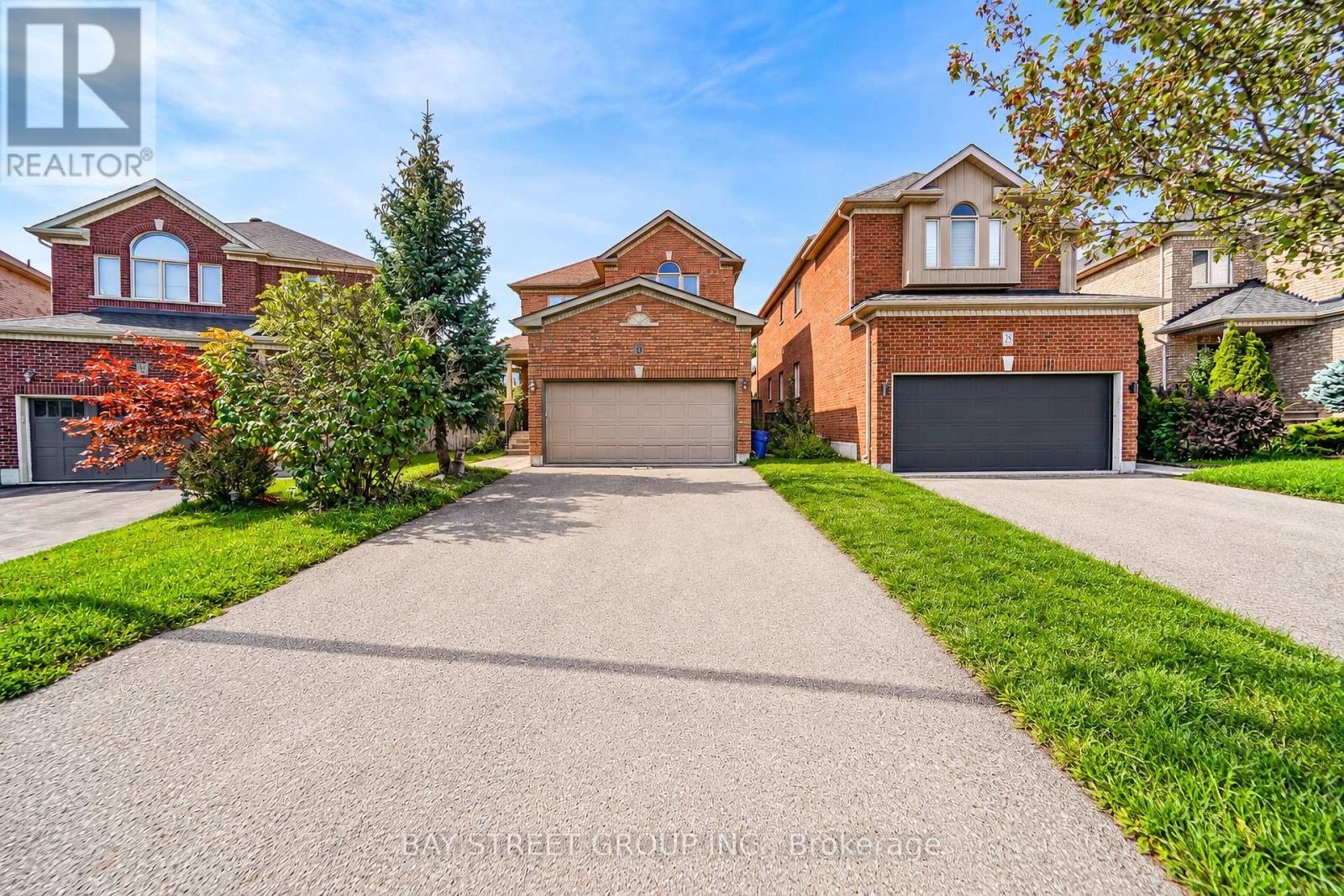 23 EAGLE PEAK DRIVE, Richmond Hill (Westbrook) — photo 2