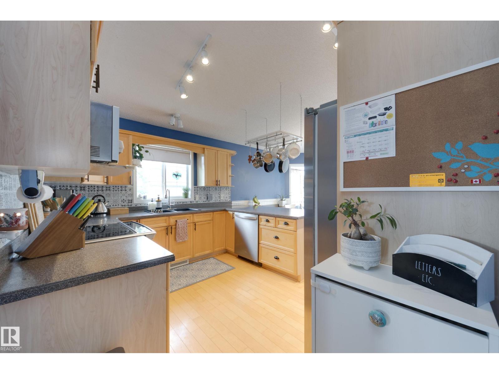 72 Foxboro TC - Image 11