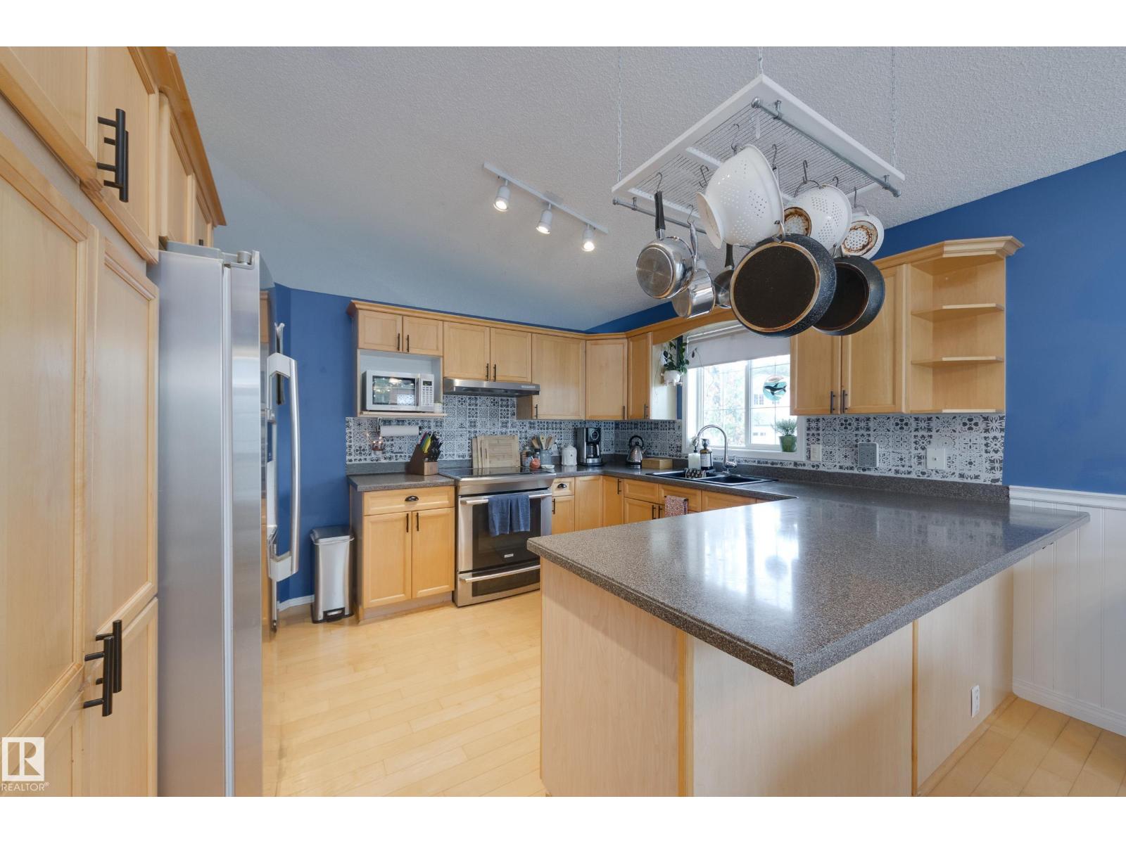 72 Foxboro TC - Image 15