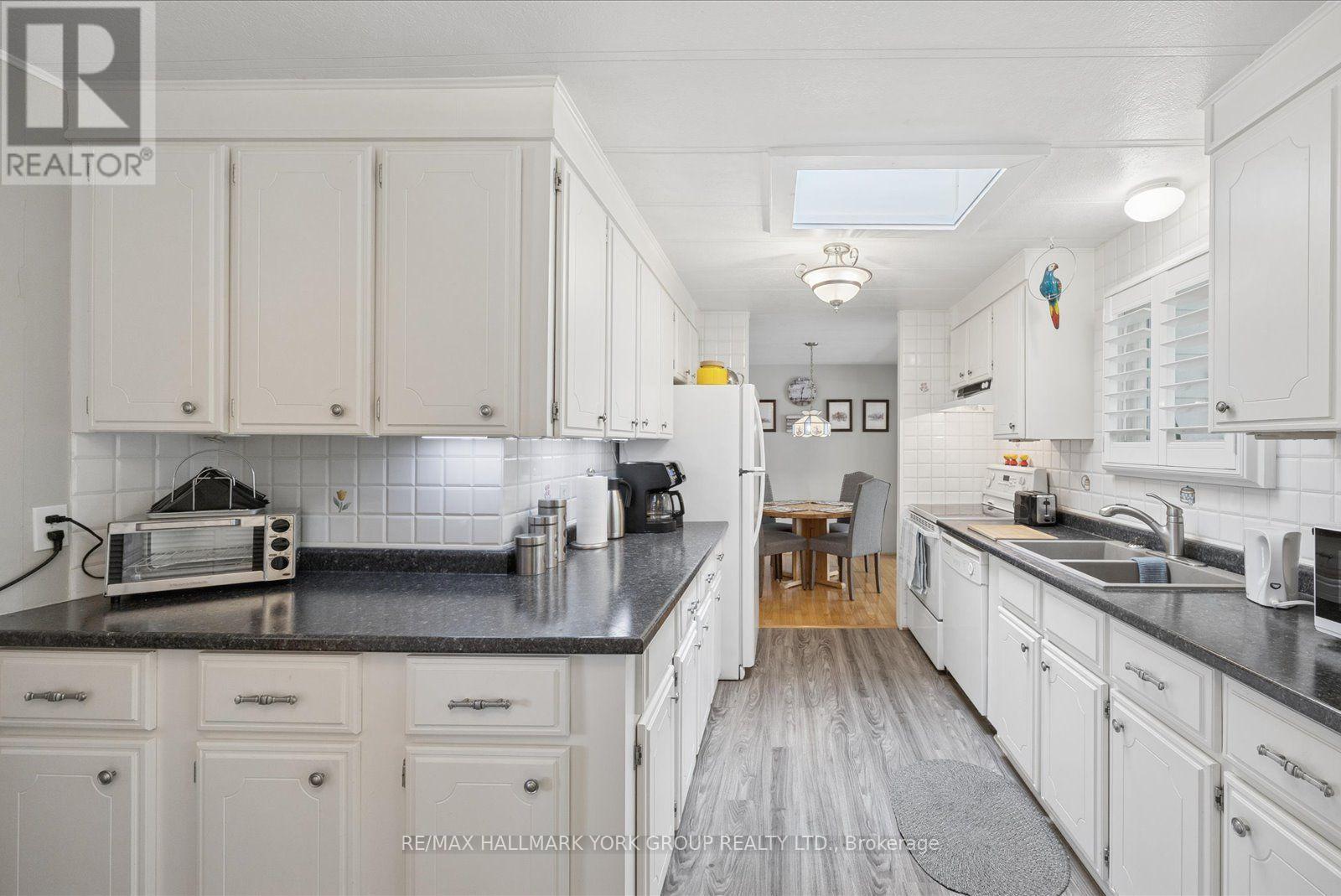 10 KELSEY CRESCENT - Image 14