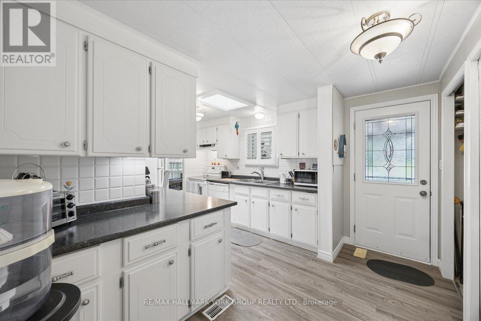 10 KELSEY CRESCENT - Image 16