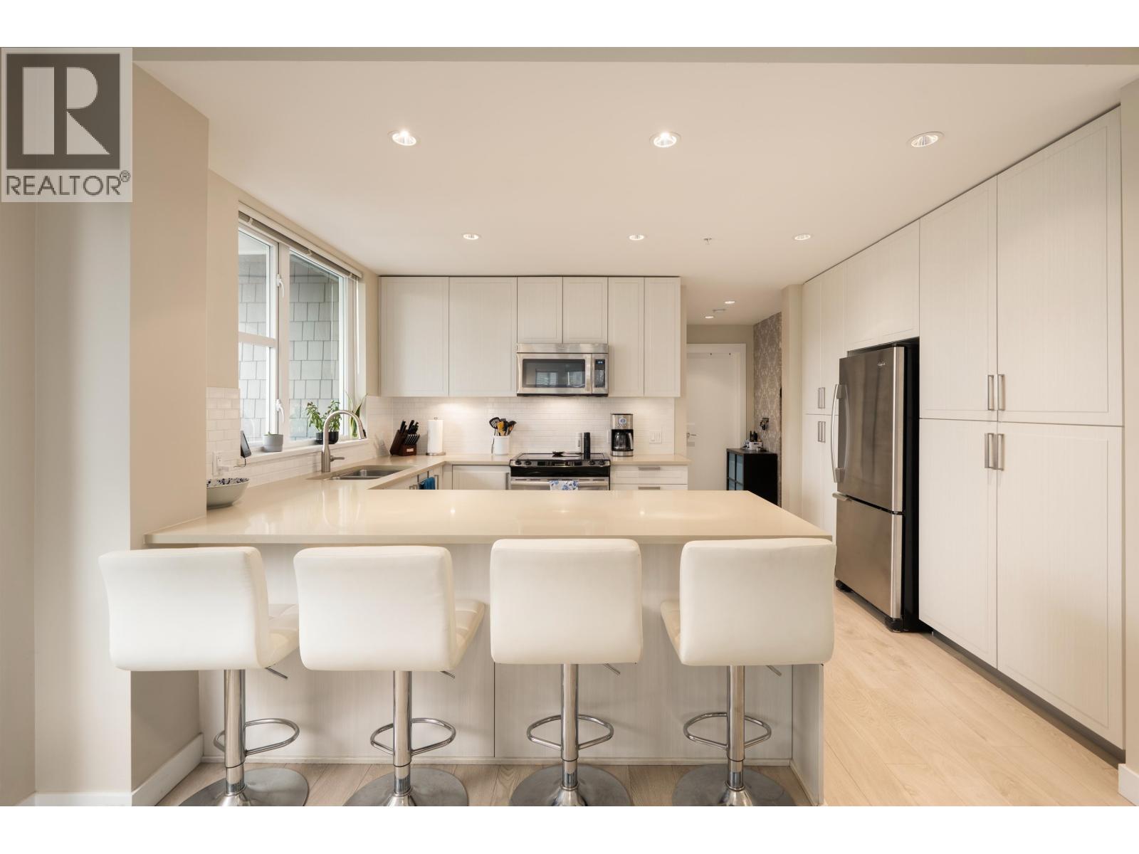 211 550 SEABORNE PLACE, Port Coquitlam