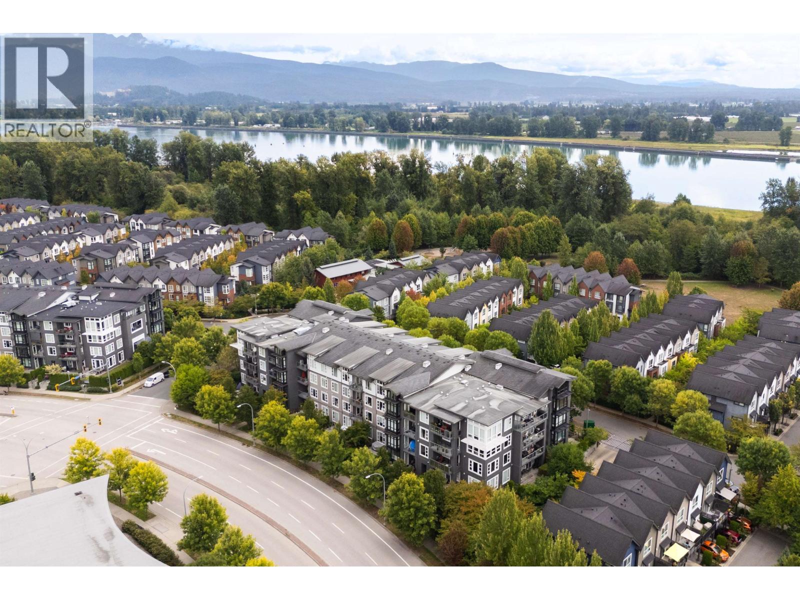 211 550 SEABORNE PLACE, Port Coquitlam