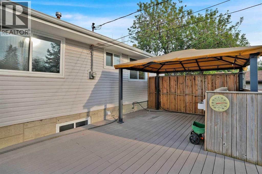 19 Maryvale Crescent NE - Image 25