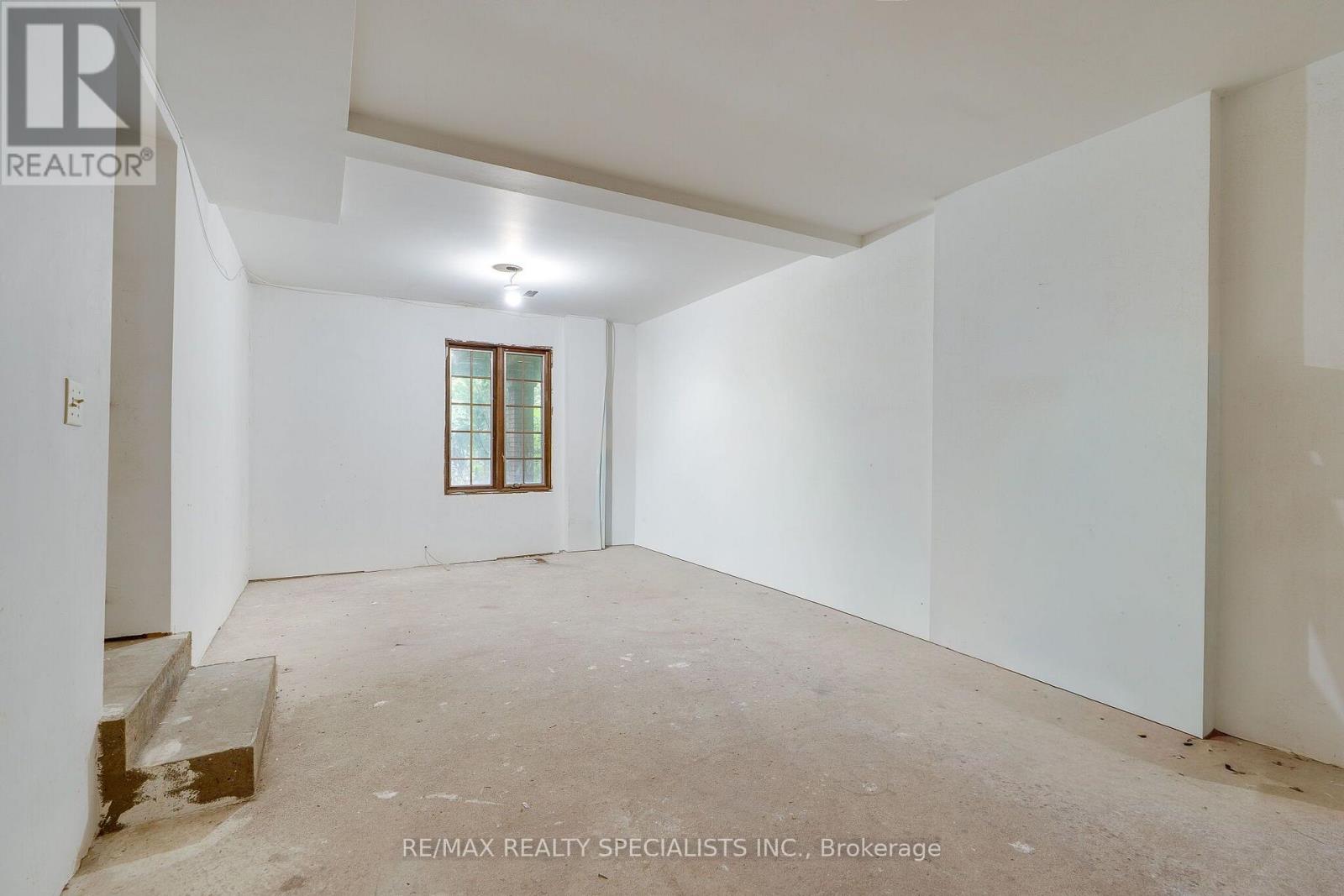 11 PRINCE ANDREW DRIVE - Image 42