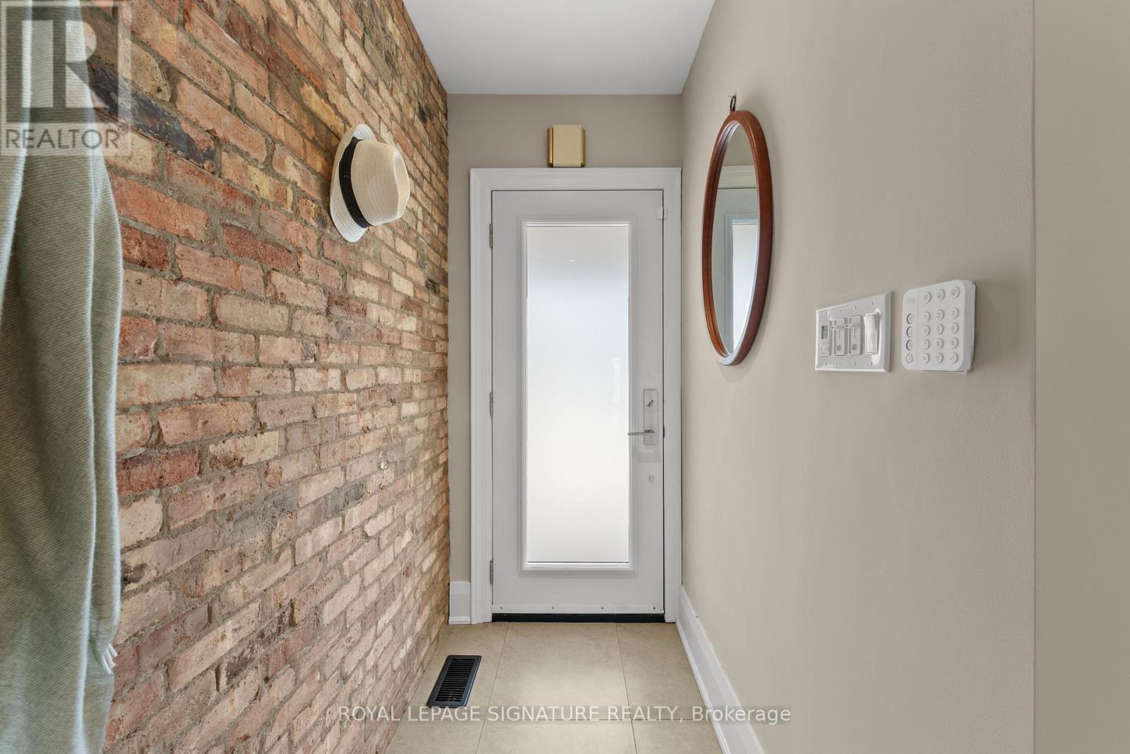 140 PRESCOTT AVENUE - 3