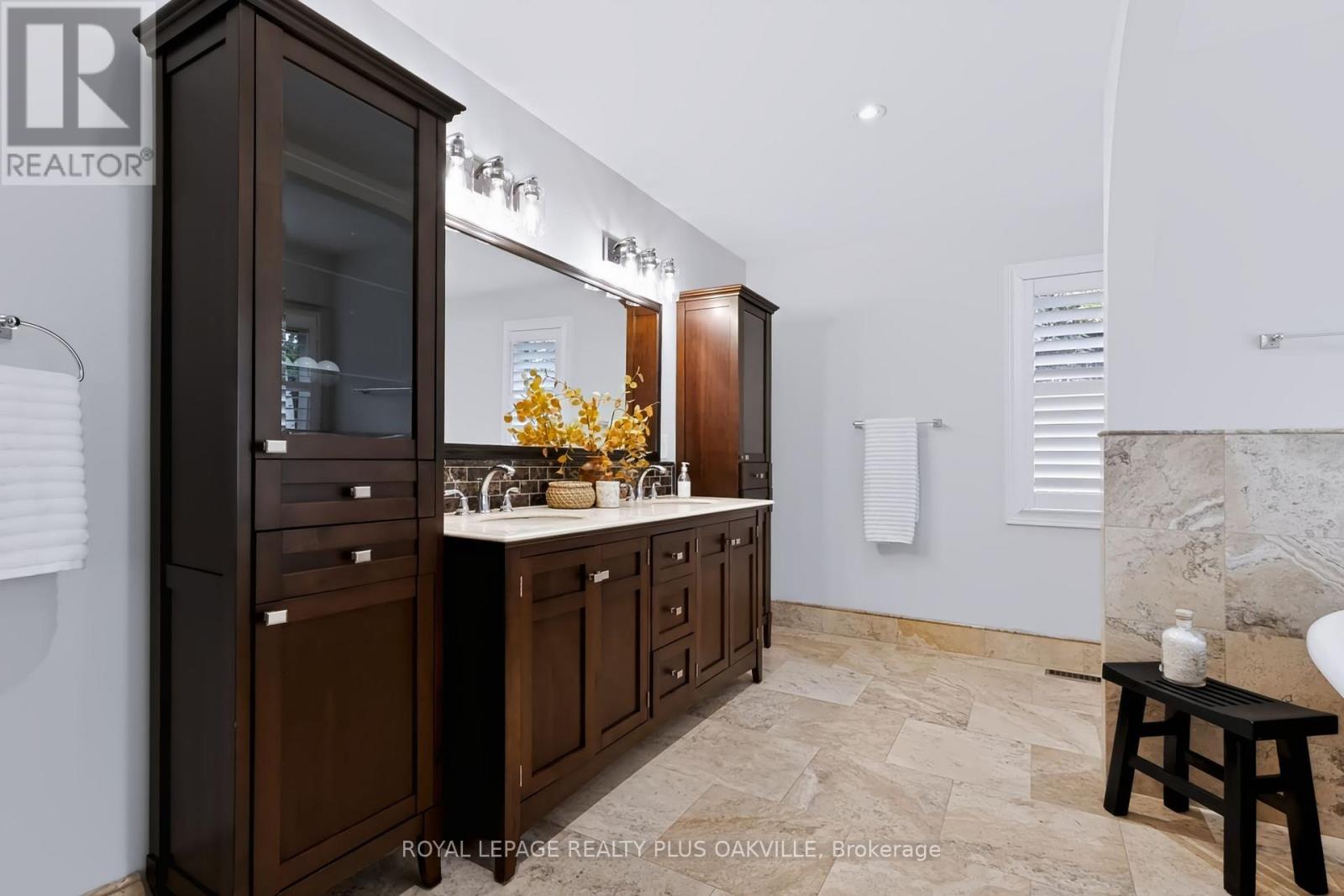 2097 INNKEEPER COURT - Image 31