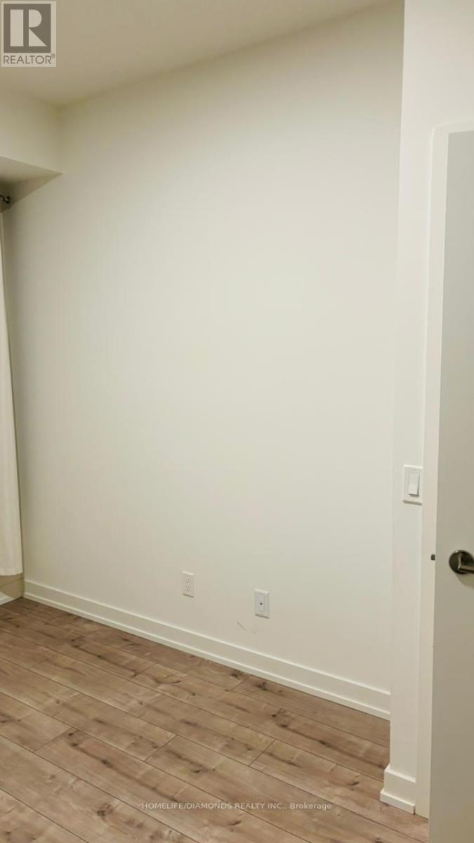 #615 10 WILBY CRESCENT - 13