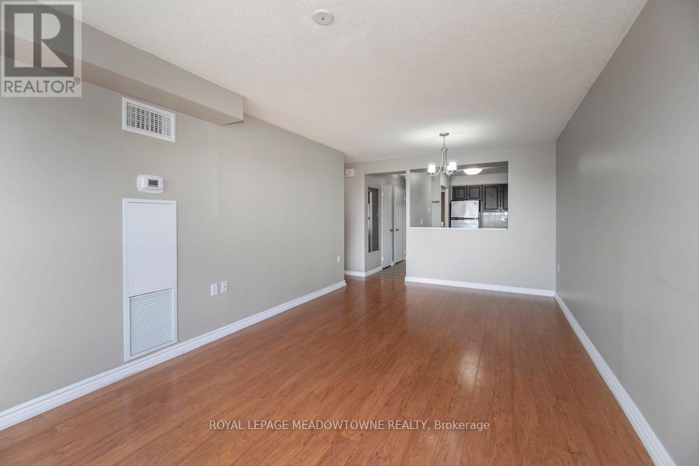 #905 1110 WALDEN CIRCLE - 5